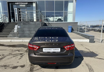 Подержанный автомобиль LADA (ВАЗ) Vesta Sedan 2019 года (6 фото)