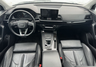 Подержанный автомобиль Audi Q5 2019 года (10 фото)