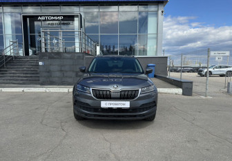 Подержанный автомобиль Skoda Karoq 2020 года (2 фото)