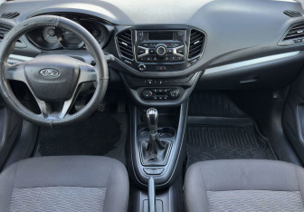 Подержанный автомобиль LADA (ВАЗ) Vesta Sedan 2016 года (10 фото)