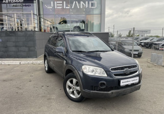 Подержанный автомобиль Chevrolet Captiva 2008 года (3 фото)