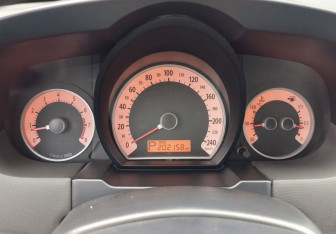 Подержанный автомобиль Kia Ceed Hatchback 2008 года (9 фото)