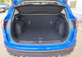 Подержанный автомобиль Geely Coolray 2020 года (13 фото)