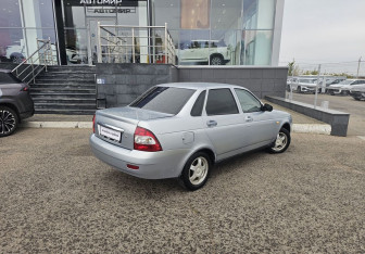 Подержанный автомобиль LADA (ВАЗ) Priora Sedan 2009 года (5 фото)