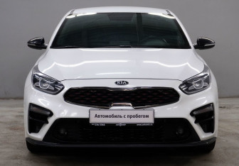 Подержанный автомобиль Kia Cerato Sedan 2021 года (2 фото)