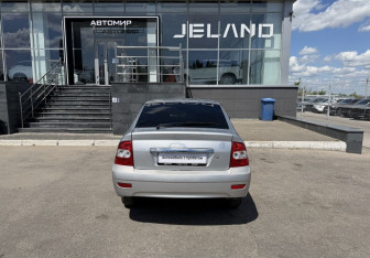 Подержанный автомобиль LADA (ВАЗ) Priora Hatchback 2009 года (6 фото)