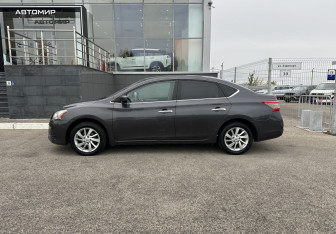 Подержанный автомобиль Nissan Sentra Sedan 2015 года (8 фото)