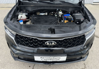 Подержанный автомобиль Kia Sorento 2021 года (12 фото)