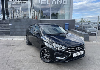Подержанный автомобиль LADA (ВАЗ) Vesta Sedan 2024 года (3 фото)