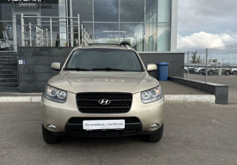 Подержанный автомобиль Hyundai Santa Fe 2006 года (2 фото)
