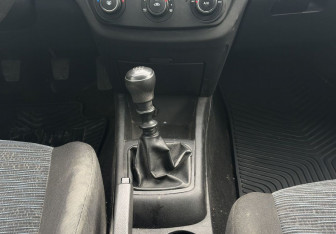 Подержанный автомобиль Kia Ceed Hatchback 2007 года (11 фото)