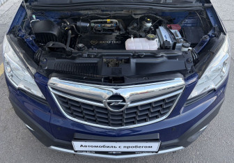 Подержанный автомобиль Opel Mokka 2013 года (13 фото)