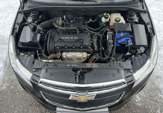 Подержанный автомобиль Chevrolet Cruze Sedan 2014 года (13 фото)
