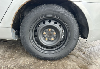 Подержанный автомобиль Geely Emgrand EC7 Sedan 2013 года (14 фото)