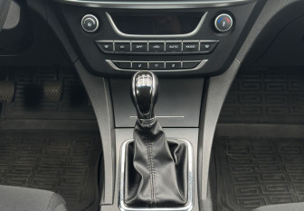 Подержанный автомобиль Geely Emgrand 7 2019 года (11 фото)