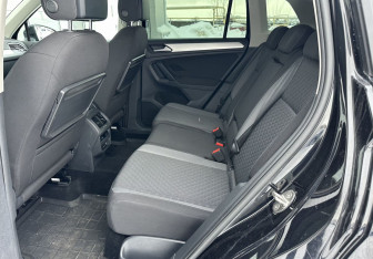 Подержанный автомобиль Volkswagen Tiguan 2019 года (12 фото)