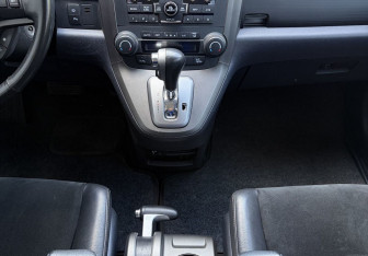 Подержанный автомобиль Honda CR-V 2011 года (11 фото)