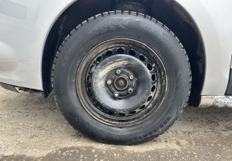 Подержанный автомобиль Renault Scenic 2010 года (14 фото)