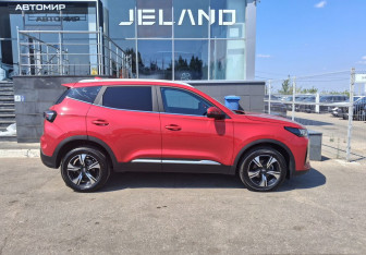Подержанный автомобиль Chery Tiggo 4 2025 года (4 фото)
