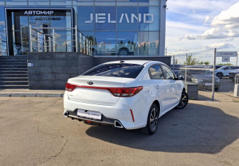 Подержанный автомобиль Kia Rio Sedan 2020 года (5 фото)
