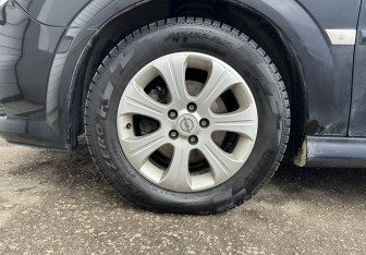 Подержанный автомобиль Opel Signum 2007 года (14 фото)