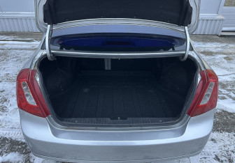 Подержанный автомобиль Chevrolet Lacetti Sedan 2012 года (13 фото)