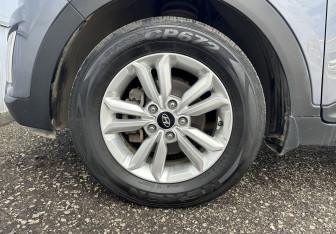 Подержанный автомобиль Hyundai Creta 2019 года (14 фото)