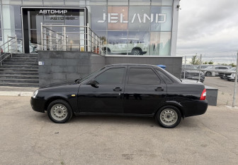 Подержанный автомобиль LADA (ВАЗ) Priora Sedan 2008 года (8 фото)