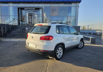 Подержанный автомобиль Volkswagen Tiguan 2014 года (5 фото)