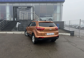 Подержанный автомобиль Hyundai Creta 2017 года (7 фото)