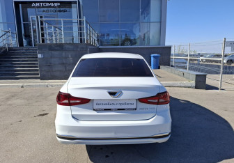Подержанный автомобиль Jetta VA3 2022 года (6 фото)