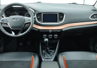 Подержанный автомобиль LADA (ВАЗ) Vesta Wagon 2023 года (10 фото)