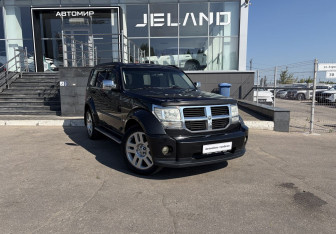 Подержанный автомобиль Dodge Nitro 2007 года (3 фото)