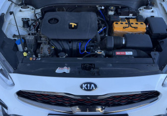 Подержанный автомобиль Kia Cerato Sedan 2021 года (13 фото)