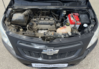 Подержанный автомобиль Chevrolet Cobalt Sedan 2013 года (13 фото)
