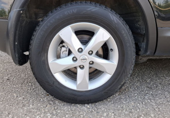 Подержанный автомобиль Nissan Qashqai 2011 года (14 фото)