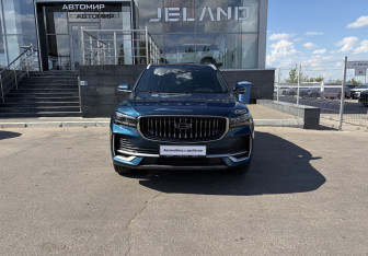 Подержанный автомобиль Geely Monjaro 2023 года (2 фото)