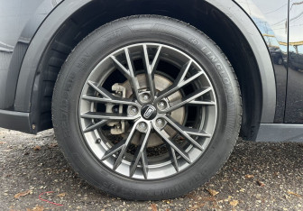 Подержанный автомобиль FAW Bestune T55 2023 года (14 фото)