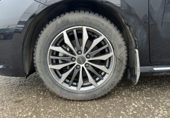 Подержанный автомобиль Omoda S5 2023 года (14 фото)