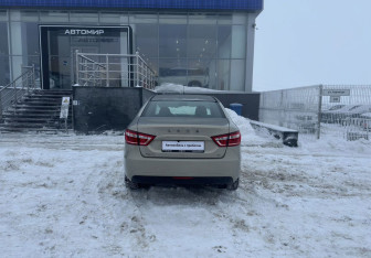 Подержанный автомобиль LADA (ВАЗ) Vesta Sedan 2019 года (6 фото)