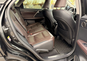 Подержанный автомобиль Lexus RX 2017 года (12 фото)