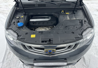 Подержанный автомобиль Geely Atlas 2021 года (13 фото)