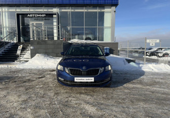 Подержанный автомобиль Skoda Octavia Liftback 2018 года (2 фото)