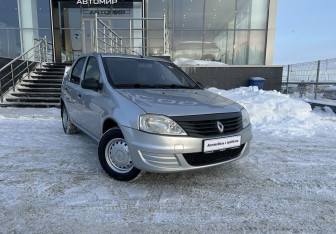 Подержанный автомобиль Renault Logan Sedan 2014 года (3 фото)