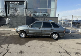 Подержанный автомобиль LADA (ВАЗ) 2114 2012 года (8 фото)