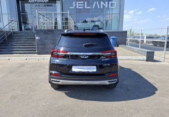 Подержанный автомобиль Chery Tiggo 4 2022 года (6 фото)