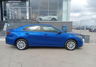 Подержанный автомобиль Kia Cerato Sedan 2020 года (4 фото)