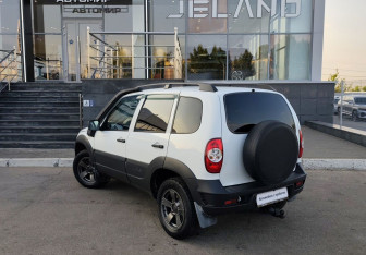 Подержанный автомобиль Chevrolet Niva 2019 года (7 фото)