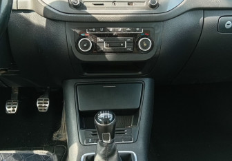 Подержанный автомобиль Volkswagen Tiguan 2012 года (11 фото)