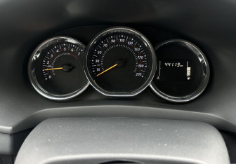 Подержанный автомобиль Renault Logan Sedan 2021 года (9 фото)